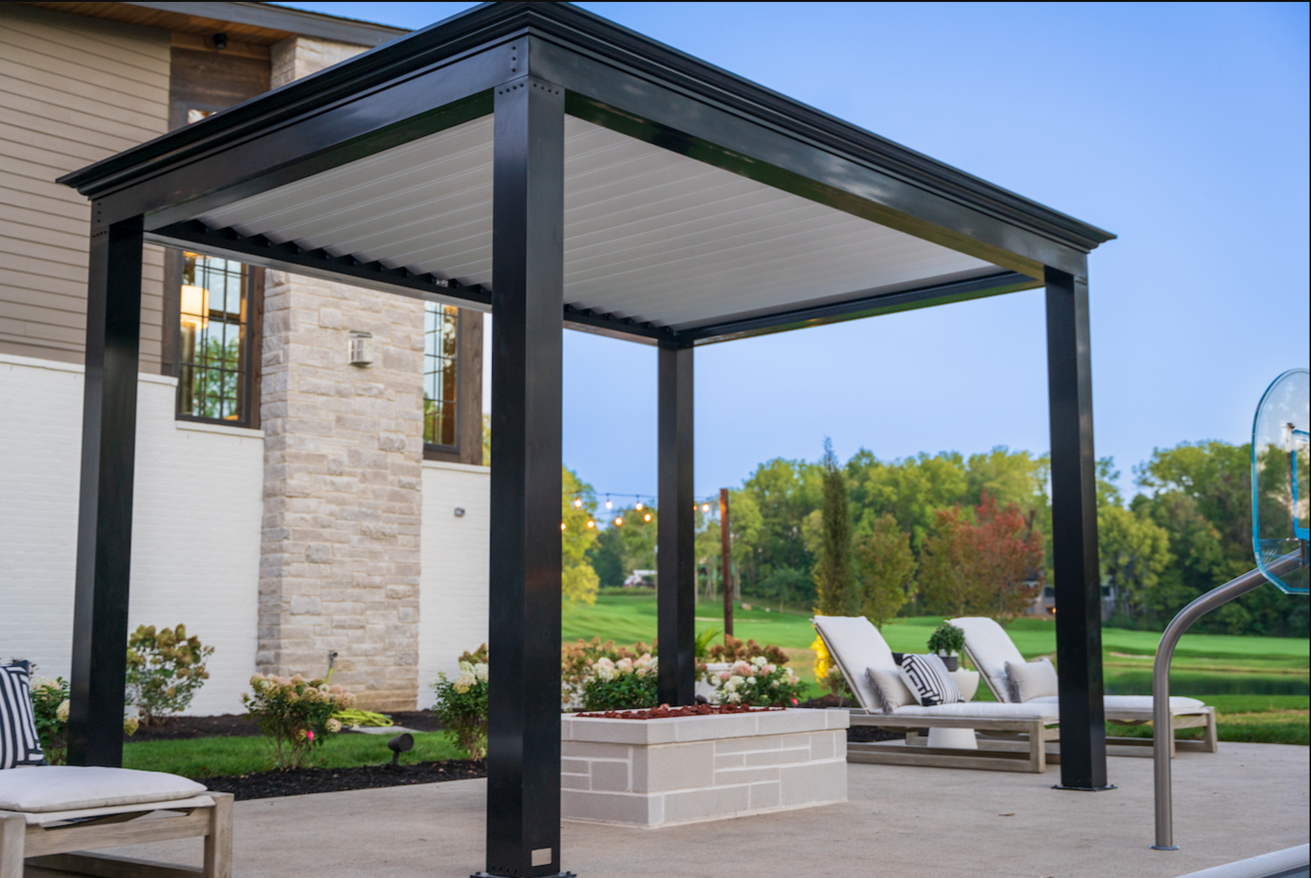 free standing luxury pergola with louvered roof